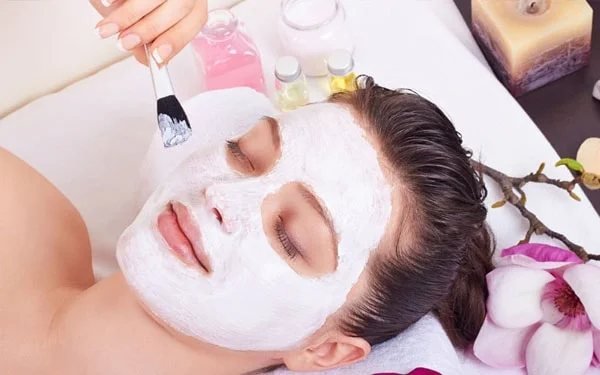 Facial — Unique Eyebrow Threading